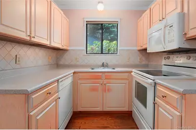 247 Heritage Hills #A, Somers, NY 10589 - Photo 6