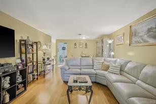 185 Newbrook, Bay Shore, NY 11706 - Photo 10