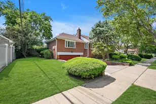 230-42 57th Rd, Bayside, NY 11364 - Photo 18