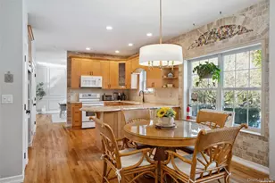 39 Hollow Ln, Westhampton, NY 11977 - Photo 10