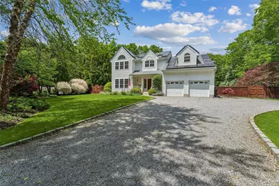 39 Hollow Lane, Westhampton, NY 11977 - Photo 2