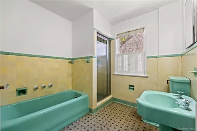 32-16 167th Street, Flushing, NY 11358 - Photo 20