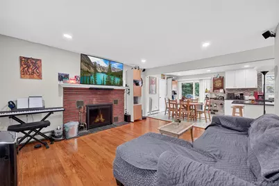 16 Faye Avenue, New Windsor, NY 12553 - Photo 4