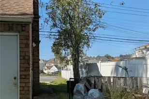 186 Westbury Blvd, Hempstead, NY 11550 - Photo 20