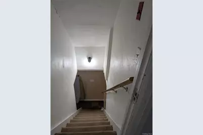 186 Westbury Boulevard, Hempstead, NY 11550 - Photo 6