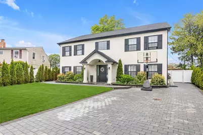 8 Family Lane, Levittown, NY 11756 - Photo 28