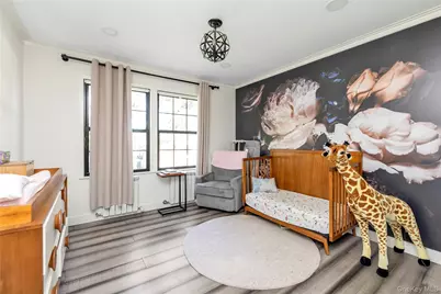 8 Family Lane, Levittown, NY 11756 - Photo 18