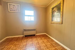 33 Colin St, Yonkers, NY 10701 - Photo 8