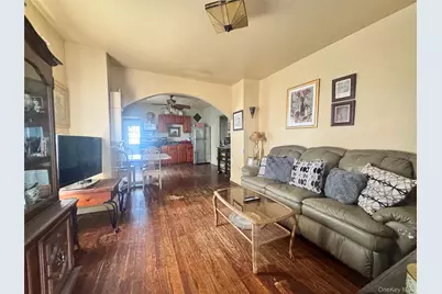 33 Colin Street, Yonkers, NY 10701 - Photo 2