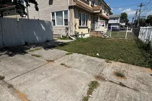 143-08 224th St, Springfield Gardens, NY 11413 - Photo 8