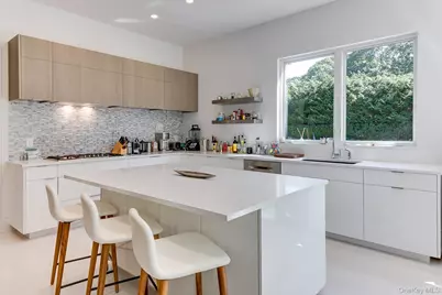 70 Cove Hollow Road, East Hampton, NY 11937 - Photo 4