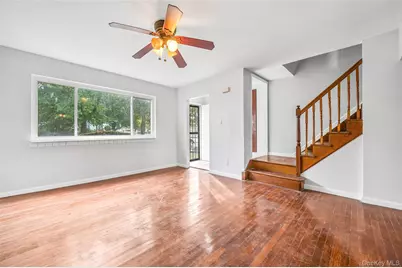 132-18 Farmers Boulevard, Saint Albans, NY 11434 - Photo 4