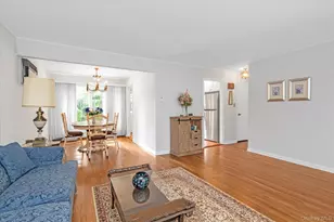 1628 Oswego St, East Meadow, NY 11554 - Photo 4