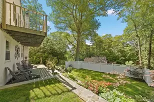 13 Split Rock Rd, Mahopac, NY 10541 - Photo 32