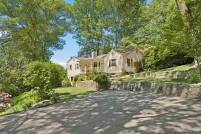 13 Split Rock Road, Mahopac, NY 10541 - Photo 2
