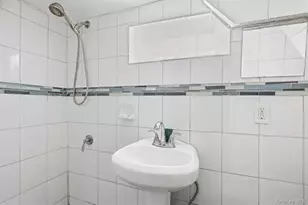 107-62 93rd St, Ozone Park, NY 11417 - Photo 26