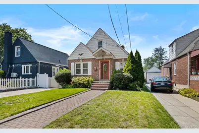 47 Alden Avenue, Valley Stream, NY 11580 - Photo 2