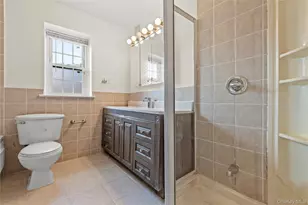 75-48 195th St, Fresh Meadows, NY 11366 - Photo 22