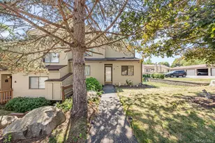 7 Sycamore Ct, Highland Mills, NY 10930 - Photo 2