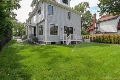 8 Sealy Drive, Lawrence, NY 11559 - Photo 4