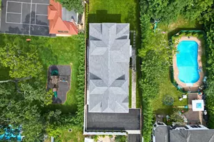 8 Sealy Dr, Lawrence, NY 11559 - Photo 44