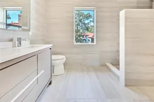 8 Sealy Dr, Lawrence, NY 11559 - Photo 26