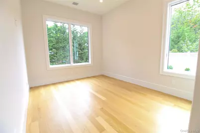 8 Sealy Drive, Lawrence, NY 11559 - Photo 16