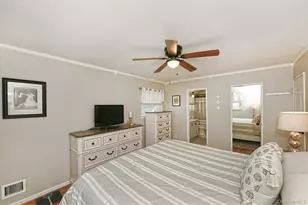 42 Montrose Dr, Commack, NY 11725 - Photo 22