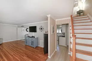 42 Montrose Dr, Commack, NY 11725 - Photo 12