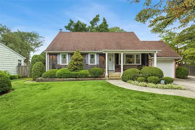 222 Half Hollow Road, Deer Park, NY 11729 - Photo 2