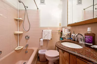 72-89 Yellowstone Boulevard, Forest Hills, NY 11375 - Photo 18