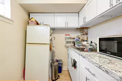 72-89 Yellowstone Boulevard, Forest Hills, NY 11375 - Photo 28