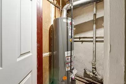 72-89 Yellowstone Boulevard, Forest Hills, NY 11375 - Photo 26