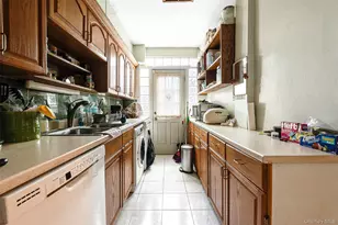 72-89 Yellowstone Blvd, Forest Hills, NY 11375 - Photo 12