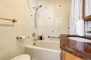 72-89 Yellowstone Blvd, Forest Hills, NY 11375 - Photo 22