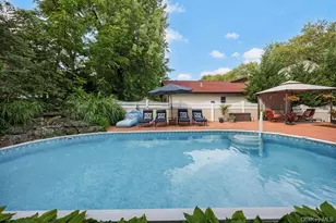 1 Earl Rd, Melville, NY 11747 - Photo 28