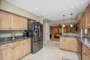 1 Earl Rd, Melville, NY 11747 - Photo 10