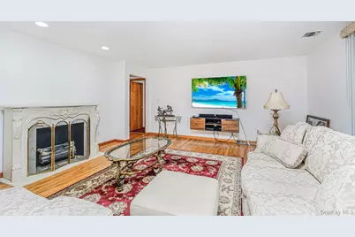 74 Longfellow Avenue, New York, NY 10301 - Photo 10