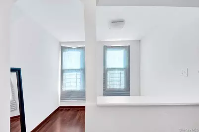 1573 Hollywood Avenue, Bronx, NY 10461 - Photo 12