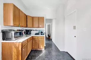 1573 Hollywood Ave, Bronx, NY 10461 - Photo 10