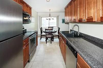 2449 Union Boulevard #19B, Islip, NY 11751 - Photo 6