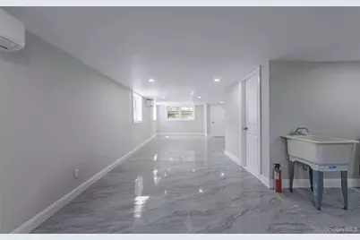 141-67 72 Crescent, Flushing, NY 11367 - Photo 18