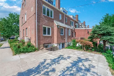 141-67 72 Crescent, Flushing, NY 11367 - Photo 2