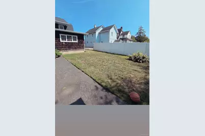 127 Hempstead Avenue, Lynbrook, NY 11563 - Photo 38