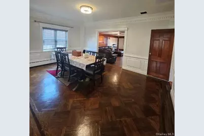 127 Hempstead Avenue, Lynbrook, NY 11563 - Photo 10