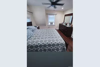 127 Hempstead Avenue, Lynbrook, NY 11563 - Photo 22