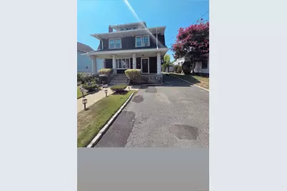 127 Hempstead Avenue, Lynbrook, NY 11563 - Photo 2