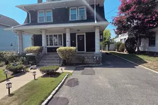 127 Hempstead Ave, Lynbrook, NY 11563 - Photo 2