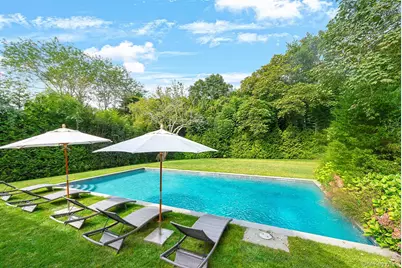 19 Barns Lane, East Hampton, NY 11937 - Photo 2