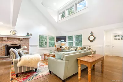 19 Barns Lane, East Hampton, NY 11937 - Photo 8